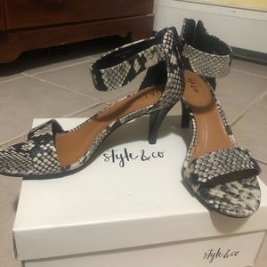 Snake heels